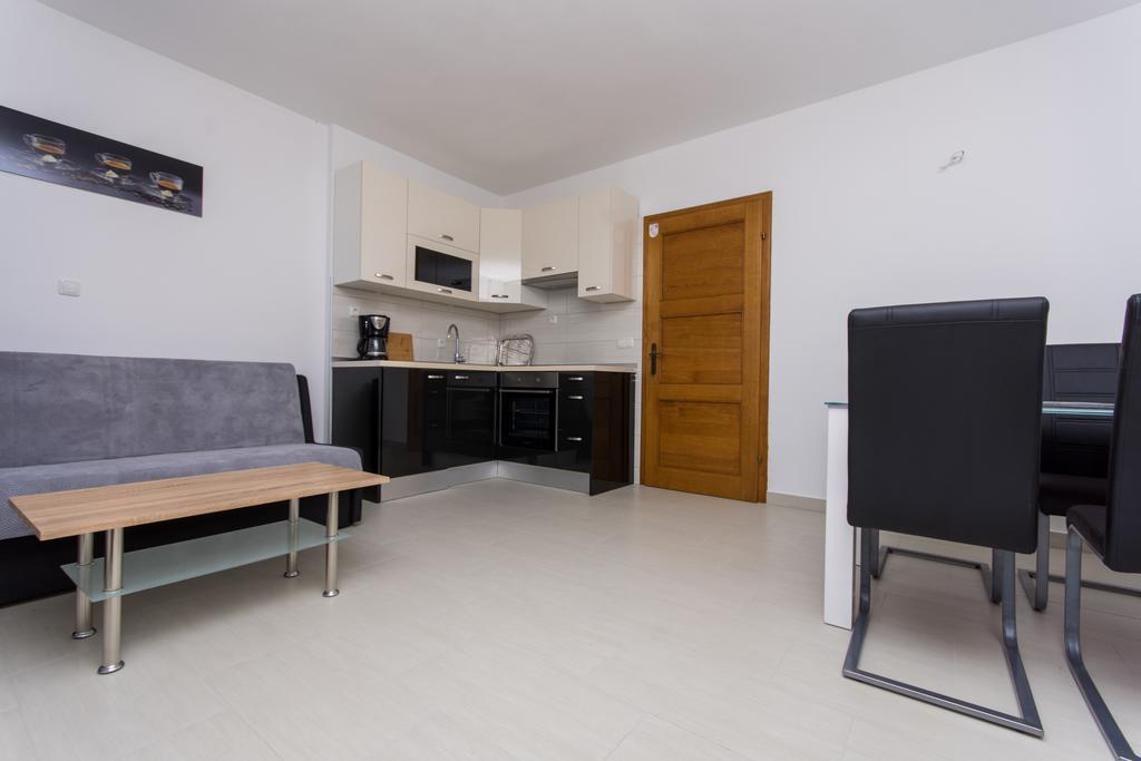 Apartments Bisera Τρογκίρ Εξωτερικό φωτογραφία