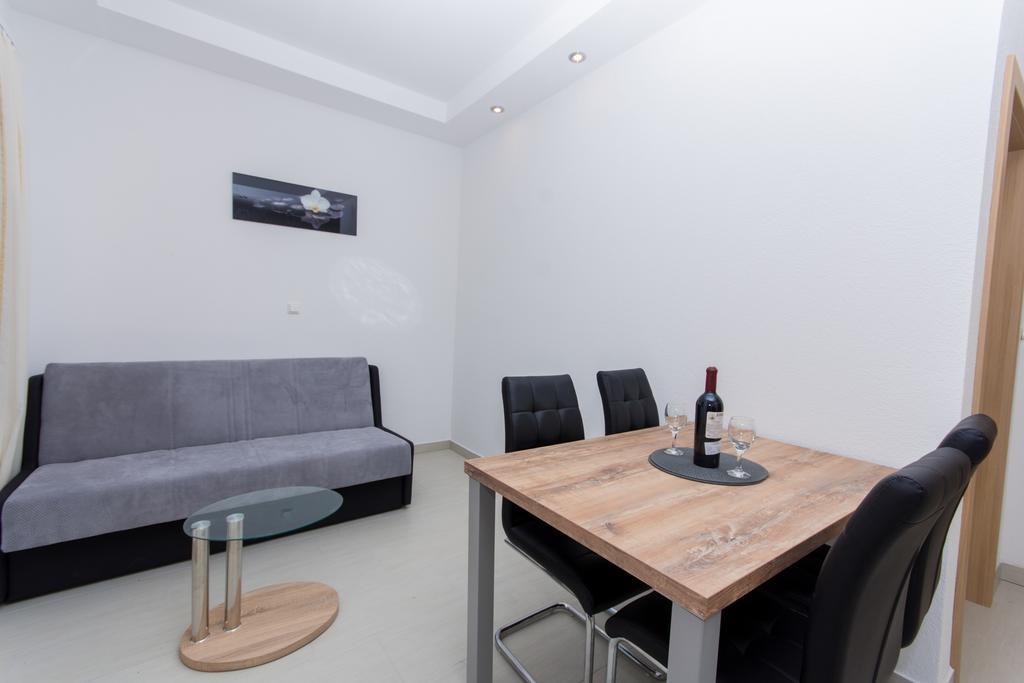 Apartments Bisera Τρογκίρ Εξωτερικό φωτογραφία