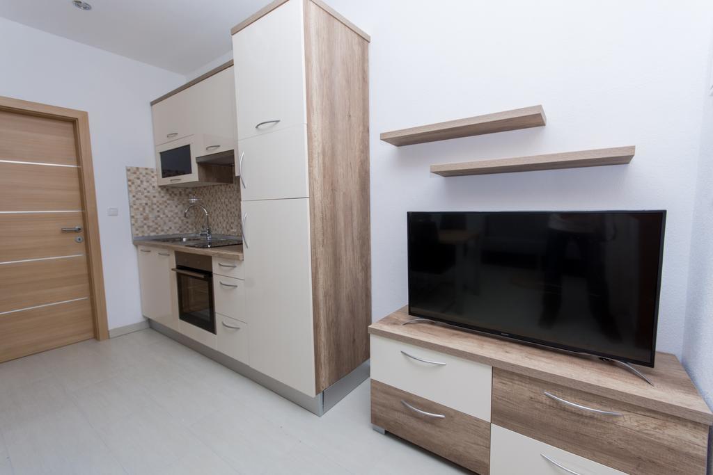 Apartments Bisera Τρογκίρ Εξωτερικό φωτογραφία