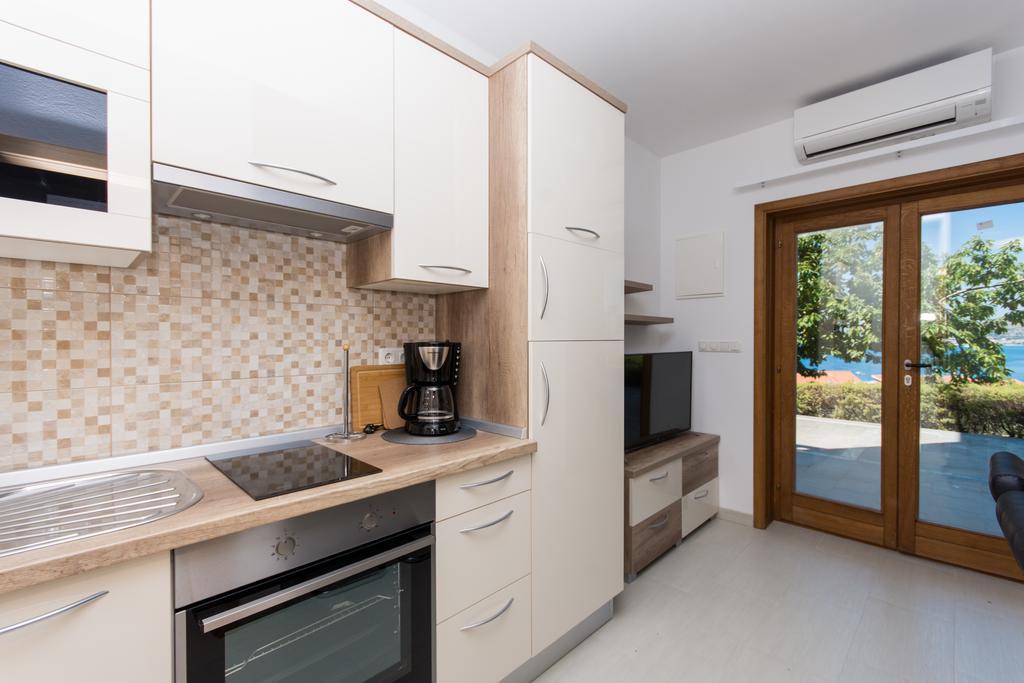 Apartments Bisera Τρογκίρ Εξωτερικό φωτογραφία